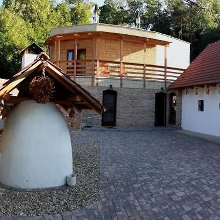 Zempleni Pitvaros Piheno Telkibanya Exterior photo